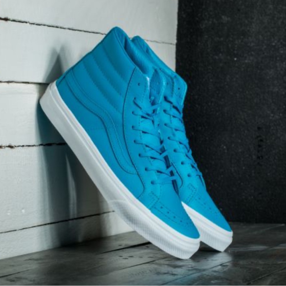 Vans woman’s Blue High-Top Sneakers